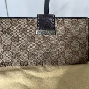 Gucci wallets